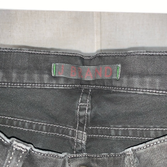 J BRAND Skinny Leg in Dare - Picture 6 of 10